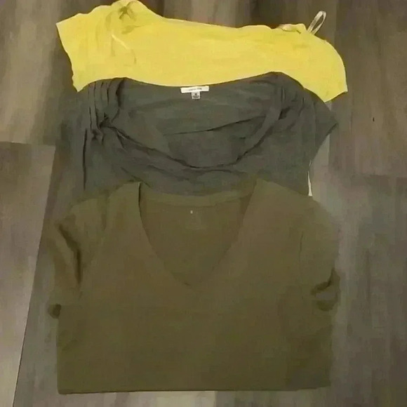 Women's Tops  - Picture 1 of 4